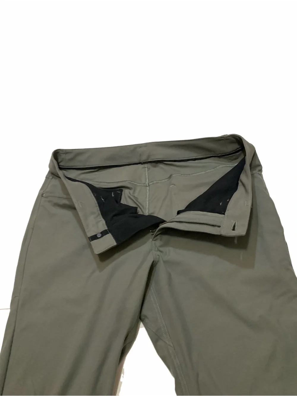 32 X 30 / Lululemon ABC pants
